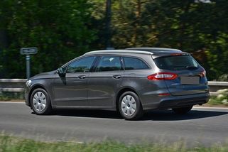 „Jó, pane, to máte smůlu“, řekl mi majitel bazaru, když jsem šel reklamovat auto