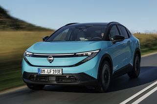 Pionýr jede dál: Třetí generace Nissanu Leaf je lepší než kdy dřív a dojede dál. A taky je mnohem hezčí - Garáž.cz