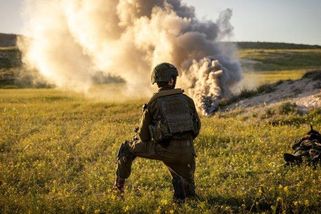 Odvrácená strana bombardování: Útoky podněcují Íránce, aby se semkli proti Západu