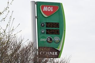 Paliva v ČR mezi úterkem a středou zlevnila, benzin výrazněji než nafta | ČeskéNoviny.cz