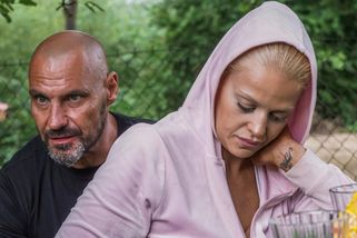 Vyděšená Charlotte Štiková. Odporné výhrůžky manžela násilím a nechutné nadávky