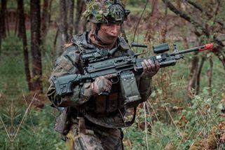 Češi jsou naštvaní, že má ČR dávat 5 % HDP na obranu kvůli NATO, ale Československo dávalo až 20 % státního rozpočtu