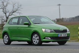 Škoda Fabia třetí generace je tady už 10 let jako ojetina: Je to pořád nejlepší malé auto? Minimálně s jedním motorem nejspíš ano - Garáž.cz