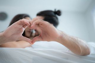 Častý sex zvyšuje spokojenost ve vztahu? Tak jednoduché to není - Novinky