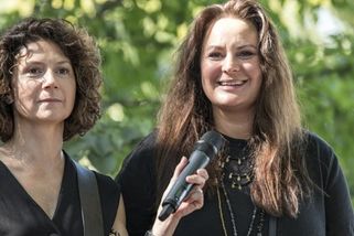 prahain.cz/celebrity/jitka-cvancarova-vyrazi-do-ugandy-26528.html