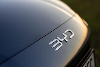 Čínský BYD chce do roku 2028 všechna auta pro evropský trh vyrábět v Evropě - Garáž.cz