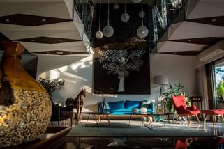 Vysněný domov pro muže a ženu: Když má architekt volnou ruku a majitelé nespoutanou fantazii