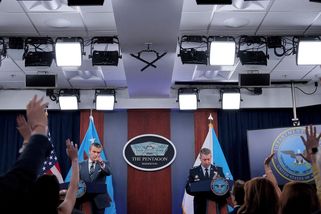 Pentagon se údajně připravuje na několik týdnů trvající pozemní operaci v Íránu - Seznam Zprávy