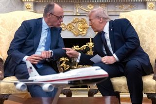 Merz řekl, že vyzval Trumpa ke zvýšení tlaku na Putina | ČeskéNoviny.cz