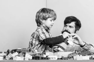 Poklady z Československa: Sběratelé za ně platí přes 1 000 000 Kč, Češi však tyto předměty mají za odpad. Většina na to nikdy nepřijde