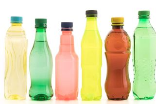 Zkusil jsem zbohatnout na PET lahvích: v Česku zdarma posbíral, na Slovensku za eura vrátil - Médium.cz