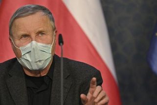 Pokud vláda nezakročí, zemře denně na covid pětadvacet lidí, varuje imunolog - Seznam Zprávy