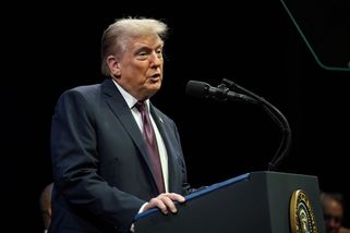 Trump chce postavit oblouk ve Washingtonu, zastínil by Lincolnův památník - Seznam Zprávy