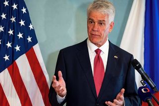 Zdrcující slova. Čeští politici reagují na projev amerického velvyslance - Novinky