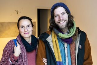 Říkají si Sardinky. Pětičlenná rodina vyměnila velký pronájem za své 1+1 - Seznam Zprávy