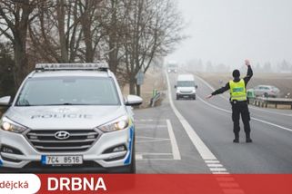 Ještě mi nebylo patnáct, řekl řidič překvapeným policistům