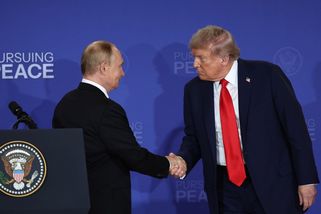 Evropští zbabělci prý vyšplouchli Trumpa v Íránu....