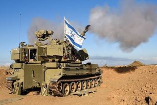 Kdo je silnější? Izrael má vyspělejší vojenskou techniku, Írán sází na množství