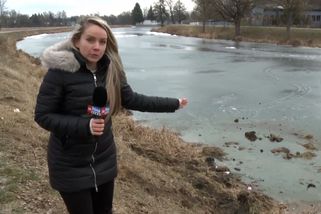 Tragédie u Vltavy mohla mít větší rozměry. Policisté měli podle záchranářů velké štěstí