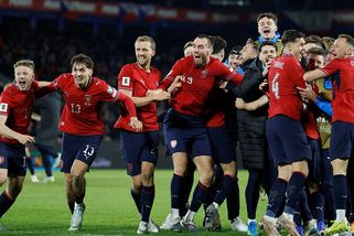 Buenos Dias, my už taky jedem! Tak holt budu nejstarší já, pousmál se dojatý Koubek