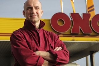 Na pumpách je blázinec. Kvůli cenám ale jděte za rafineriemi, říká šéf Tank Ono