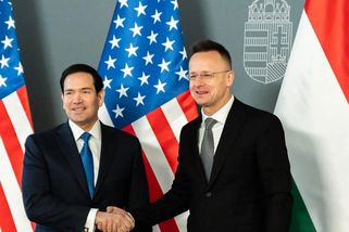 Szijjártó: Dva šokující detaily z dnešní Rady: EU chce vyslat maďarské a slovenské vojáky na Ukrajinu - Echo24.cz