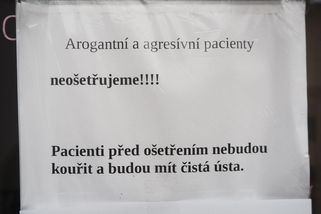 Arogantní doprovod, pacient nebude ošetřen. Lidé si stěžují na zubní pohotovost v Ostravě - Novinky