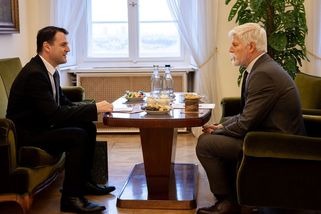 Ministr Macinka: Prezidenta budeme ignorovat. Pavel poděkoval demonstrujícím - Seznam Zprávy