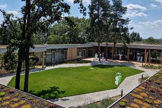 Díky Domu pro Julii si odpočineme, říká matka nevyléčitelně nemocného Vojty - Novinky