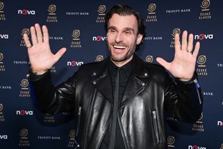 Leoš Mareš terčem vandalů v centru v Prahy. Poničili mu auto za deset milionů – eXtra.cz