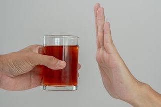 Přestanete pít alkohol a tělo začne fungovat jinak. Tyto změny vás překvapí