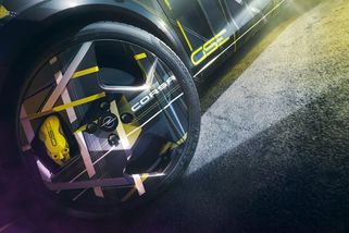 Opel ukázal první fotku nového ostrého hatchbacku