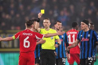 Hvězdy Bayernu okatě zdržovaly, chtěly žlutou kartu. Pak zapíraly, bojí se trestu - Sport.cz