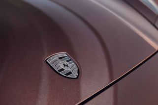 Chystané obří SUV od Porsche vymění elektřinu za spalovací motory