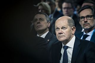 Scholz v Pekingu varoval Čínu před vojenskou podporou Ruska - Seznam Zprávy