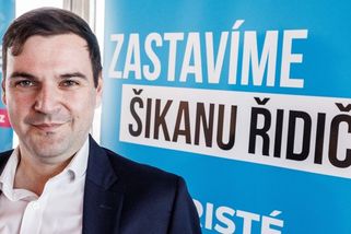 Petr Fischer: Vláda šíří předsudečnou nedůvěru. Může rozložit politický systém