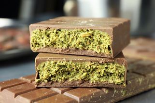 450 korun za tabulku čokolády. A i přesto výrobci nestíhají vyrábět - Seznam Zprávy