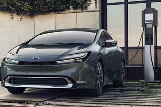 Češi začínají věřit elektromobilitě: Prodeje hybridů a elektromobilů na českém trhu rychle rostou - Garáž.cz