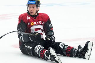 Jandač zkritizoval útočníka Sparty: Všichni ví, že simuluje. Nedvěd na tiskovku zapomněl - Sport.cz