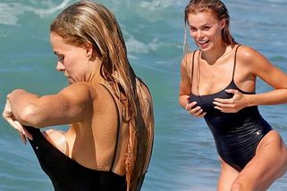 Fotky jako důkaz: Vnadná Brooks Nader si při natáčení nové Pobřežní hlídky vycpává prsa