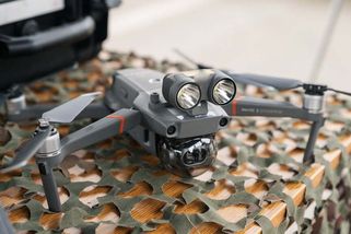 Zakázka za všechny peníze. Armáda koupila drony za 42 milionů, stojí přitom pár set tisíc - Novinky