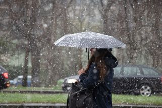 V Česku má zase sněžit, jaro si dá pauzu. MAPA ukazuje, kde napadne nejvíce