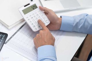 Poradna: Odchod do předčasného důchodu a odstupné