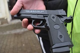 Tohle do třídy nenoste. Učeň z litoměřické školy má za kuličkovku dvojku z mravů