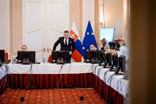 Ficova vláda odmítla otevírání Benešových dekretů - Novinky