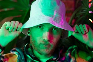 Co Čech, to mamánek? Pro polovinu mužů je mamahotel zárukou komfortního žití - Médium.cz