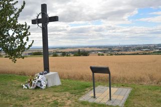 267 mrtvých u Přerova. Při masakru na Švédských šancích postříleli vojáci zejména ženy a děti - Médium.cz