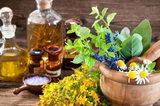 Kvíz: Bylinky někdy léčí líp než prášky. Jste správná babka kořenářka? Ukažte, jak se v nich vyznáte