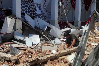 Indonésii zasáhlo silné zemětřesení - Novinky