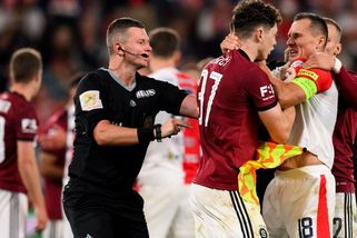 Slavia reaguje na derby: Vinu hledá u sebe, nesouhlasí s komisí rozhodčích, o choreu nevěděla - Sport.cz